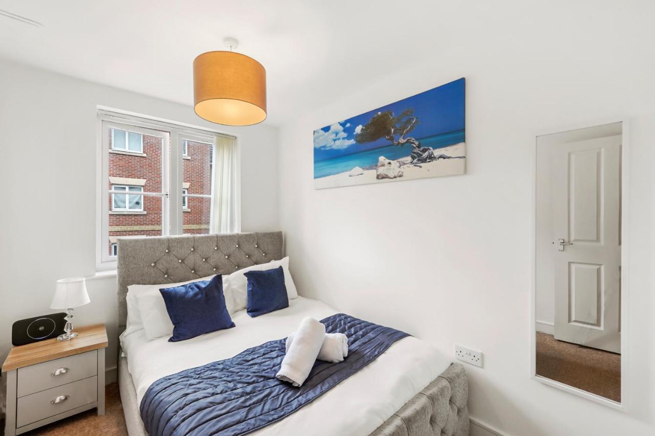 Luxnightzz - Two Bed - Close To North Station And Hospital Колчестър Екстериор снимка