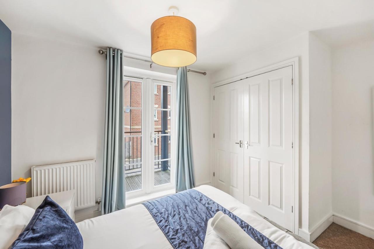 Luxnightzz - Two Bed - Close To North Station And Hospital Колчестър Екстериор снимка