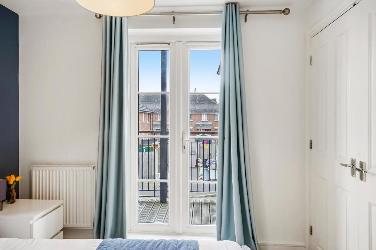 Luxnightzz - Two Bed - Close To North Station And Hospital Колчестър Екстериор снимка